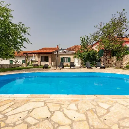 Rozaria Zadarvillas Villa Podlug