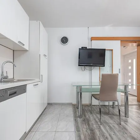 别墅 Rozaria Zadarvillas *