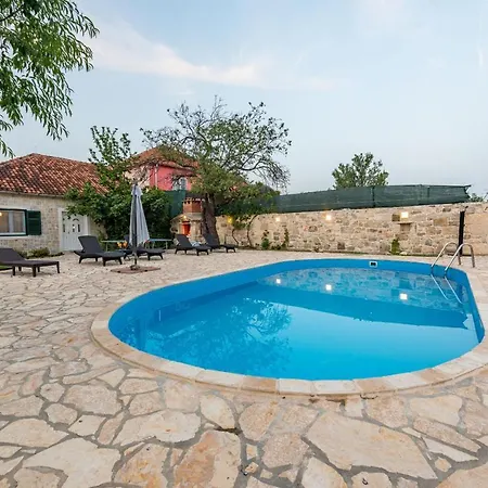 Rozaria Zadarvillas * Podlug