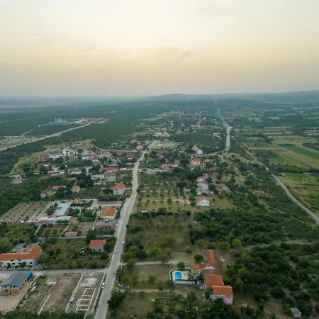 Rozaria Zadarvillas