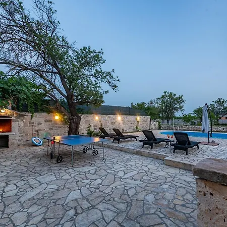 Vila Rozaria Zadarvillas Podlug