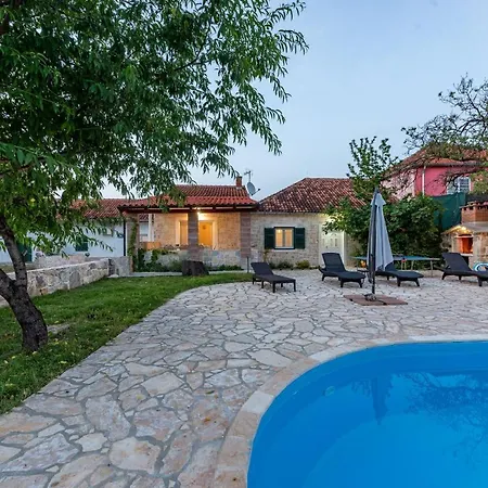 Rozaria Zadarvillas Villa Podlug