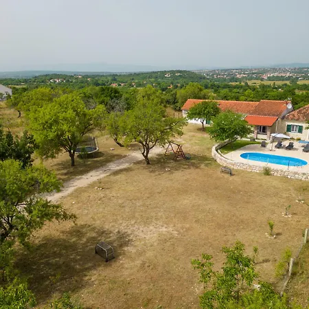 Rozaria Zadarvillas Podlug