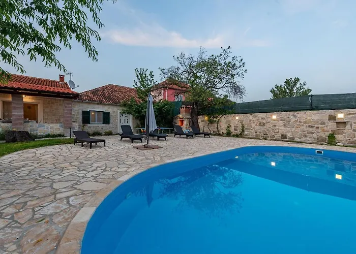 Rozaria Zadarvillas Вилла