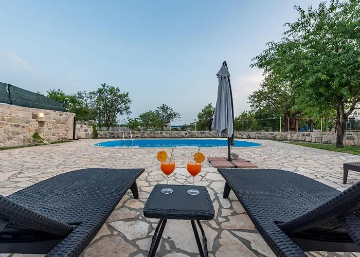 Rozaria Zadarvillas * Podlug