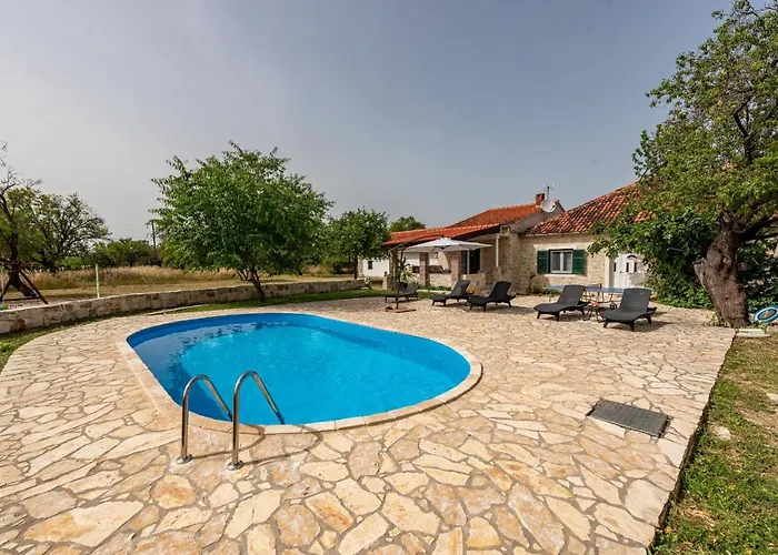 Rozaria Zadarvillas