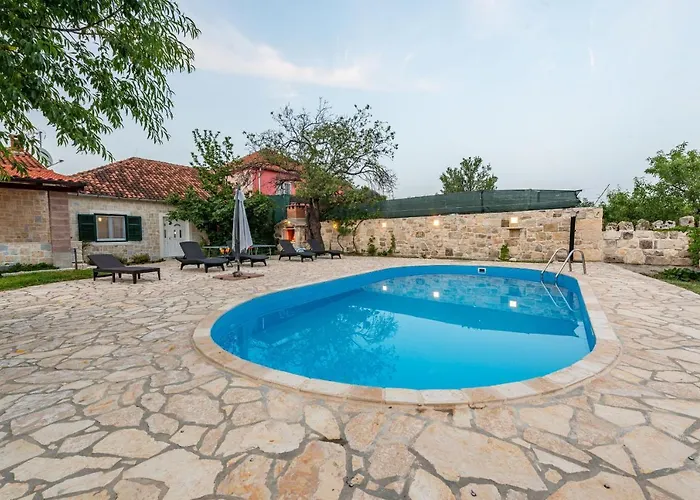 Rozaria Zadarvillas * Podlug