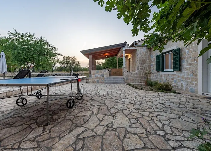 Rozaria Zadarvillas Βίλα